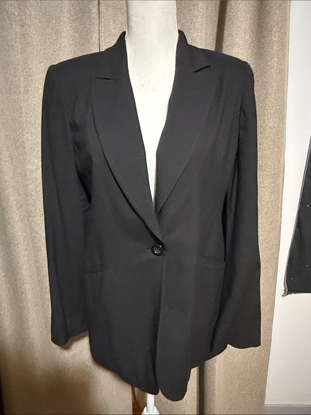 Express Black Single-Button Tailored Blazer